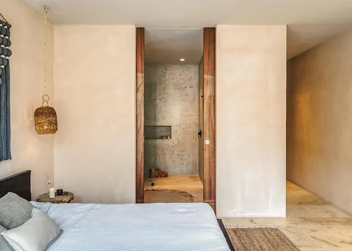 Gasthof Panoramic 3br Ph With Private Pool